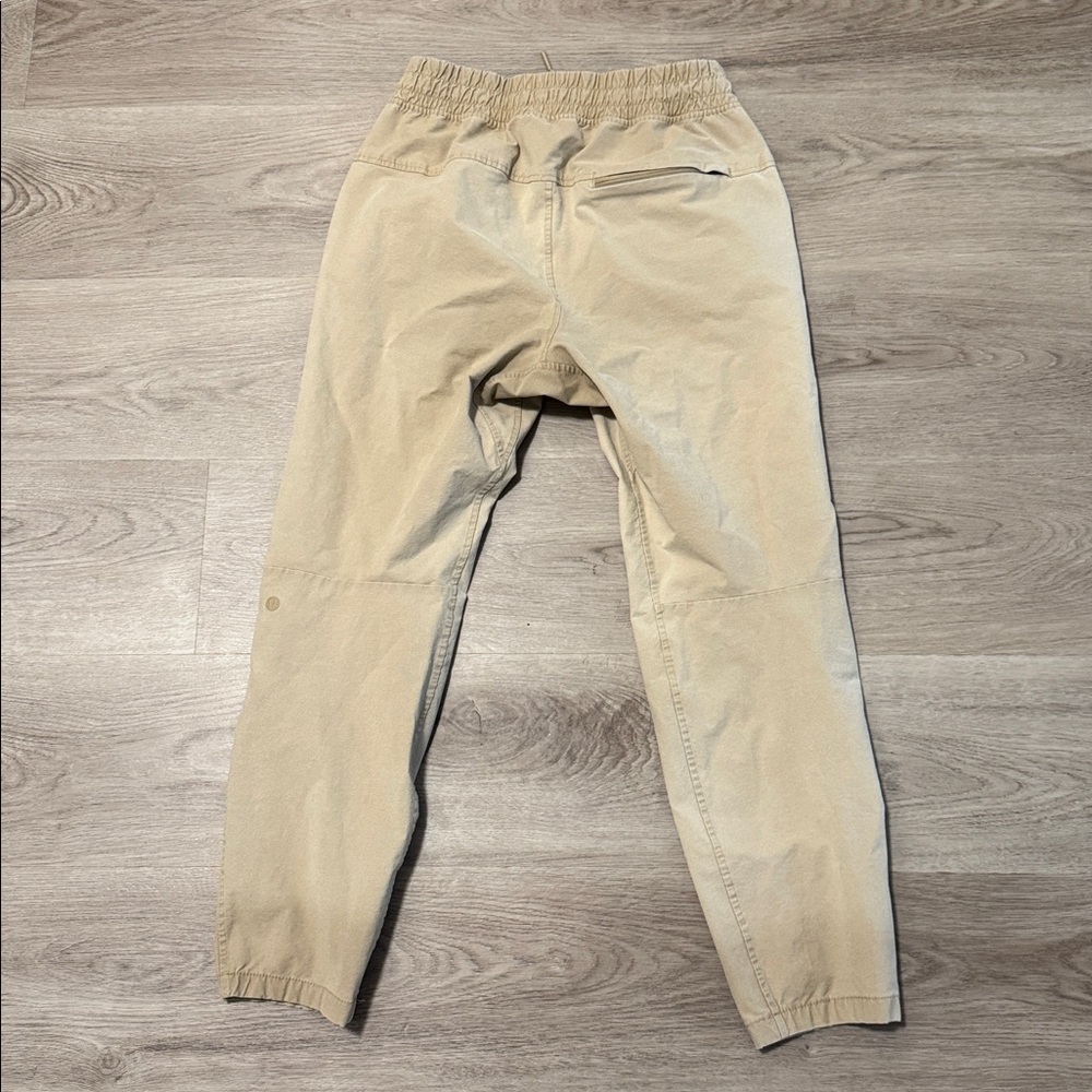 lululemon Pant - Picture 4 of 7